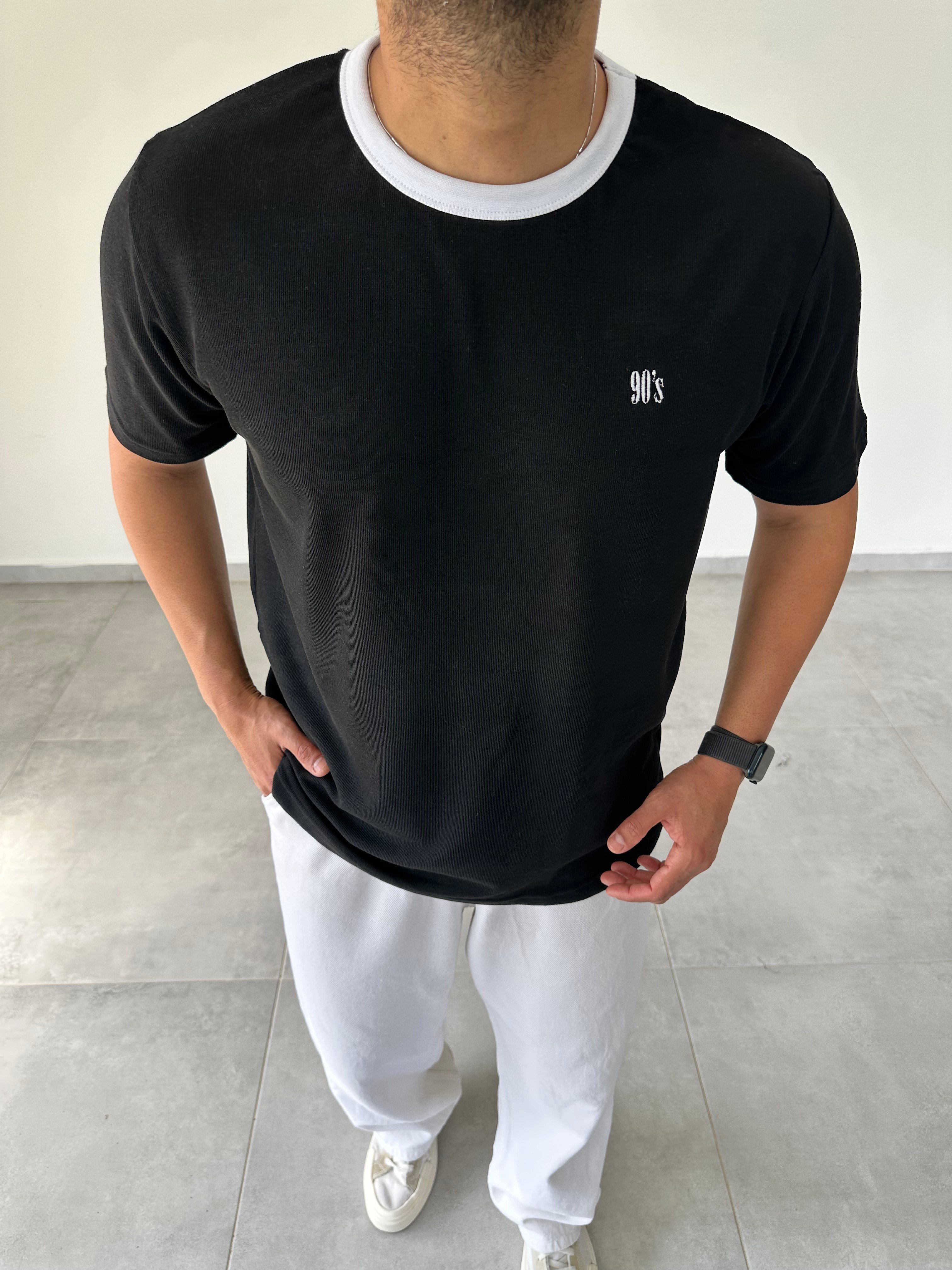 90s Nakış Detaylı Siyah Renk Retro T-Shirt