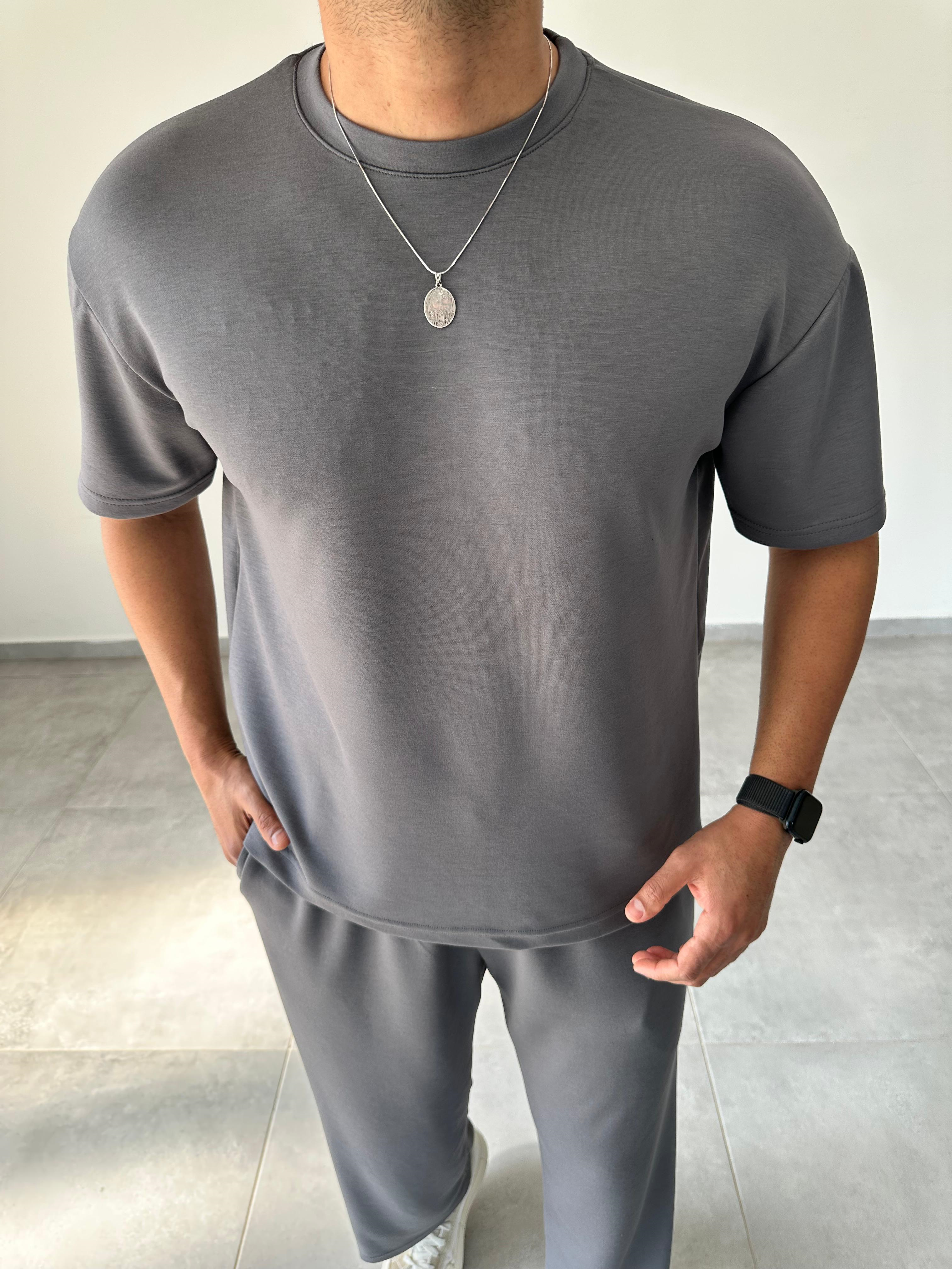 Modal Kumaş Antrasit Renk Rahat Kesim T-Shirt