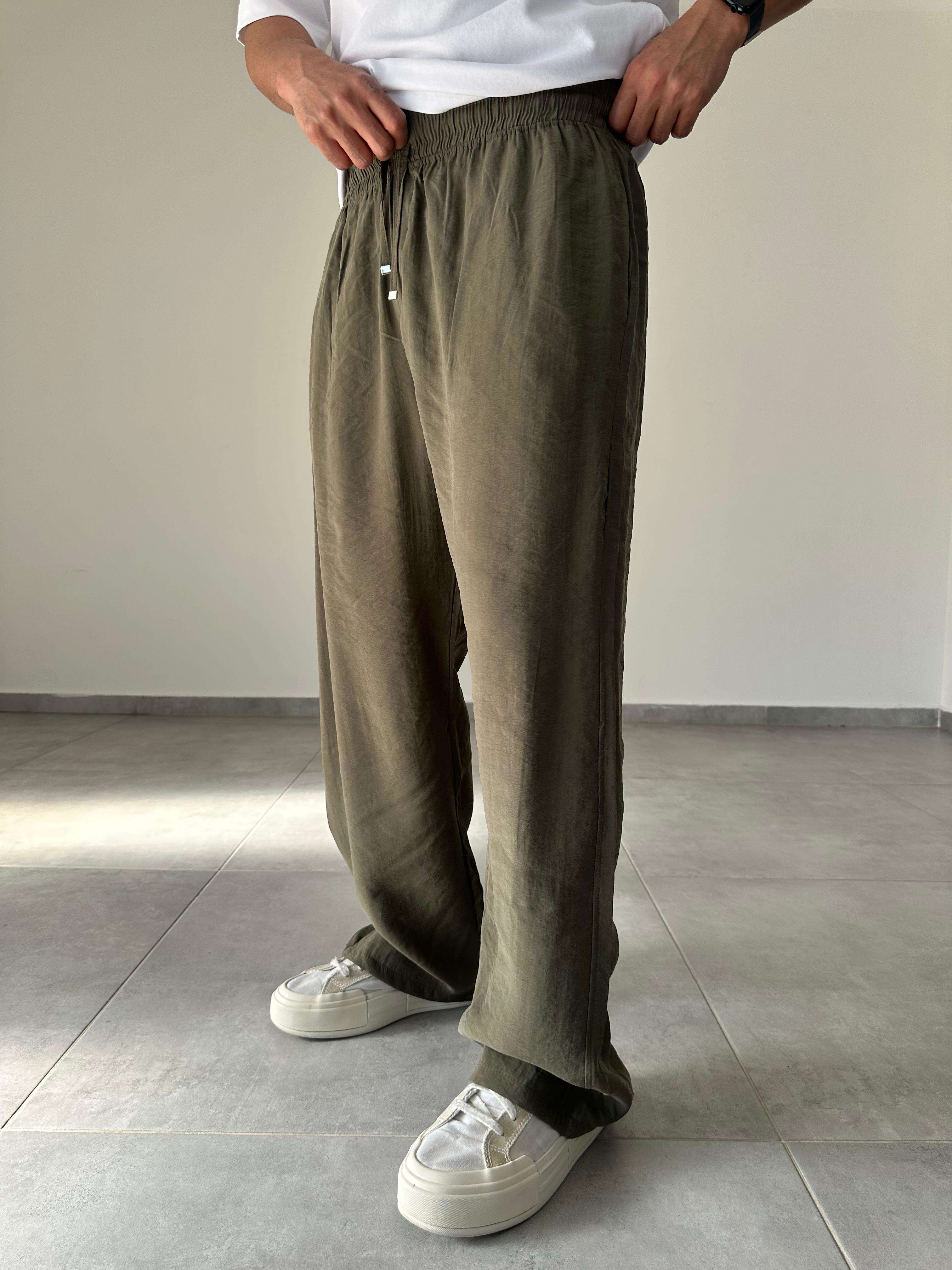 Tensel Kumaş Haki Yeşil Renk Rahat Kesim İnce Baggy Pantolon