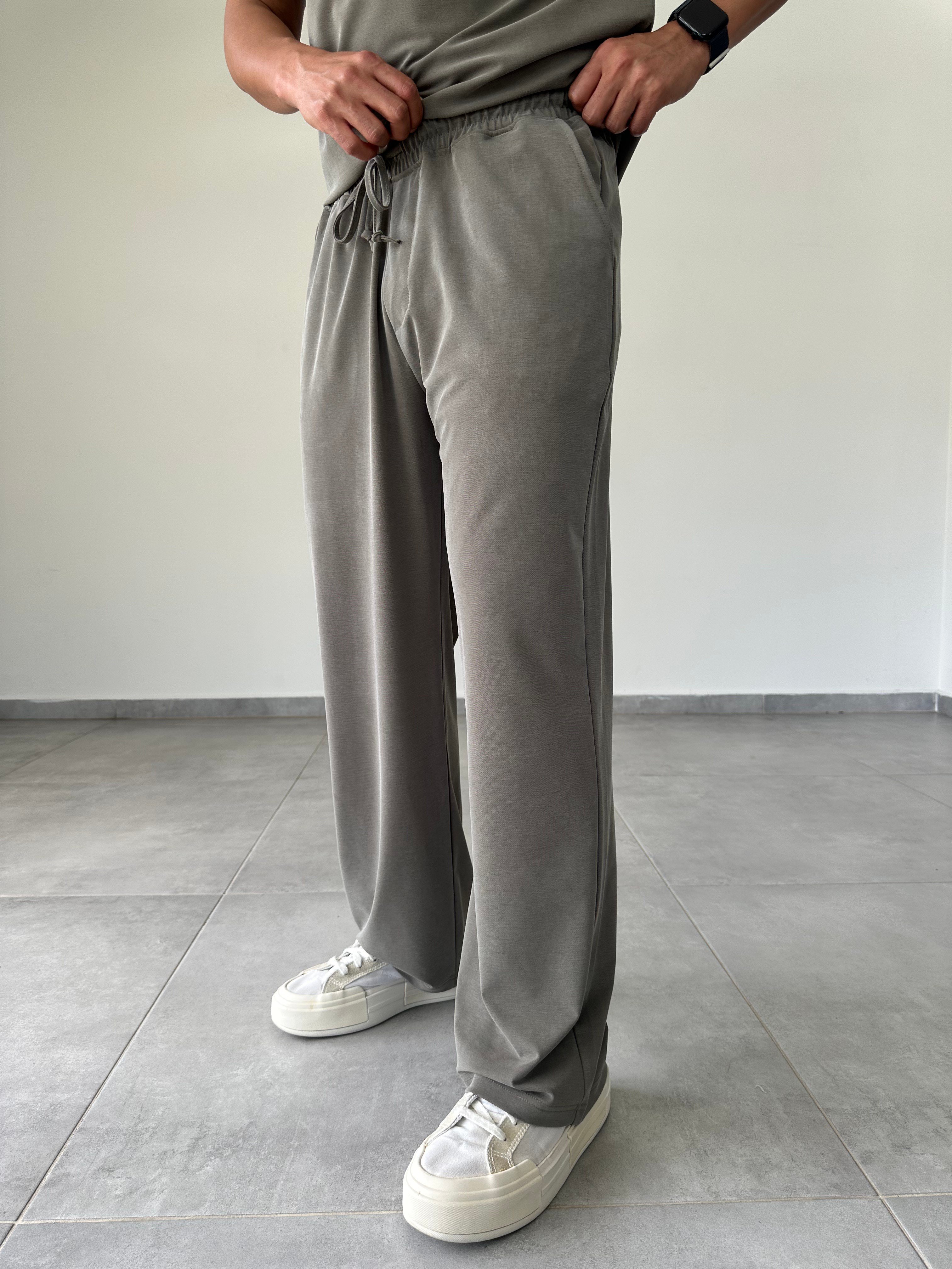 Haki Yeşil Renk  Rahat Kesim Kupra Kumaş Baggy Pantolon