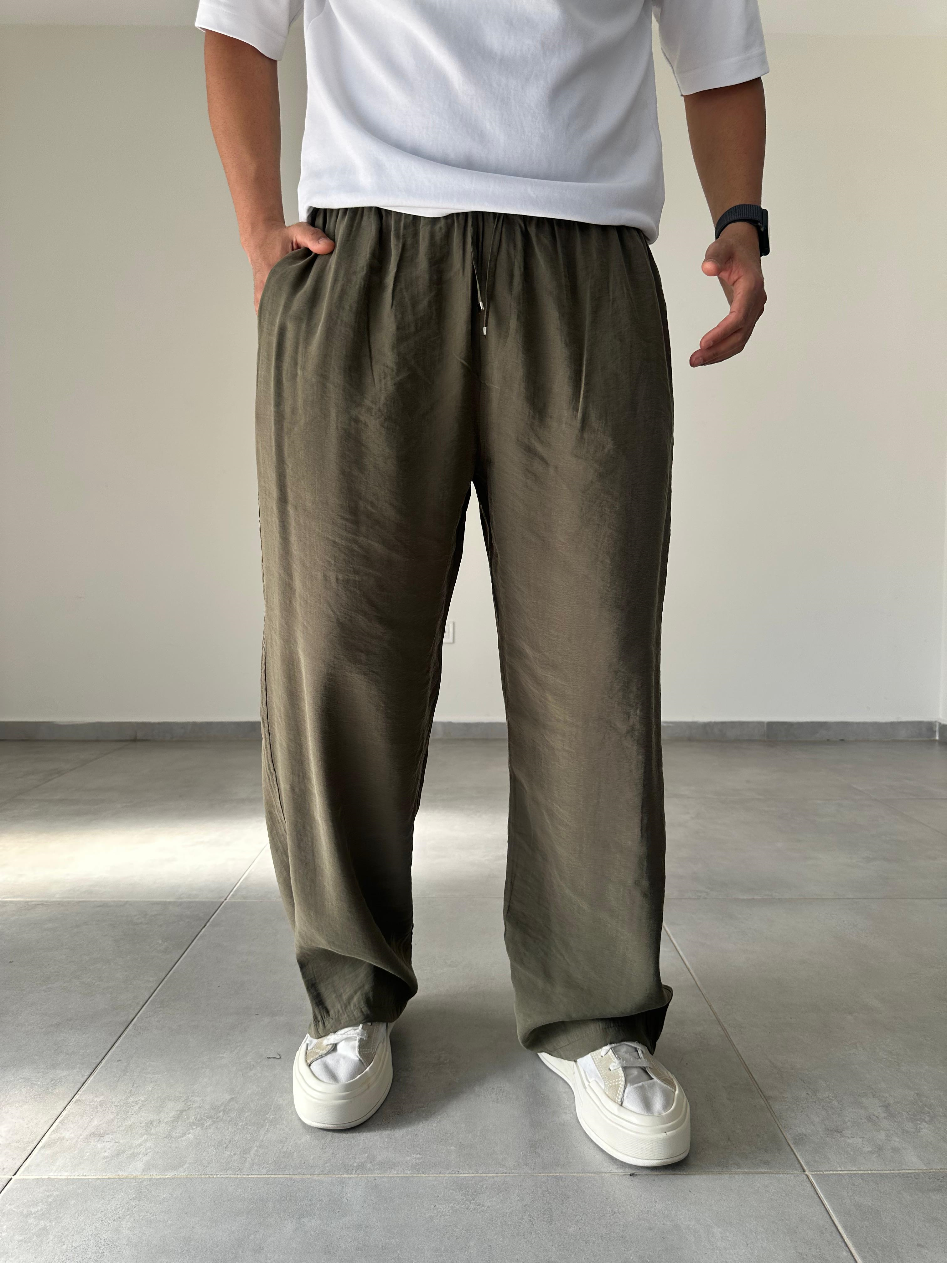 Tensel Kumaş Haki Yeşil Renk Rahat Kesim İnce Baggy Pantolon