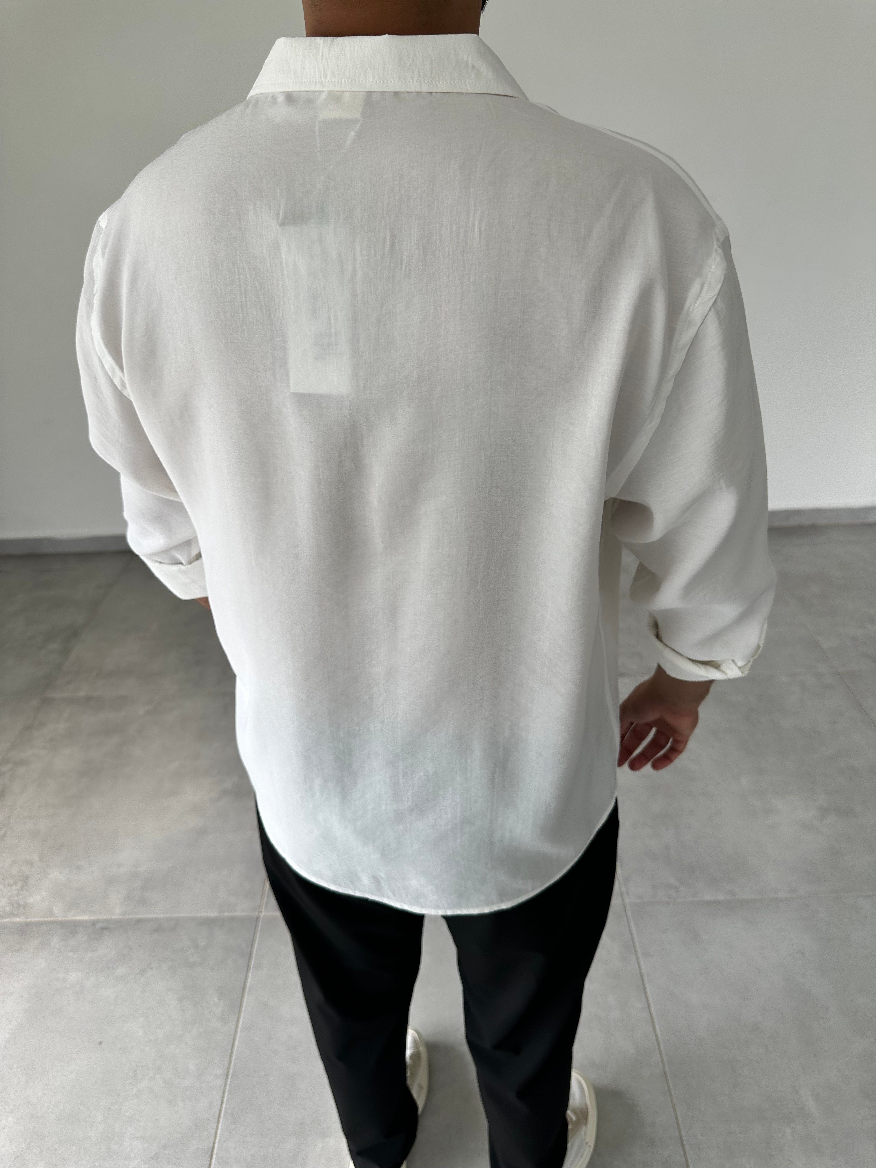 Beyaz Renk Modal Kumaş Oversize Basic Gömlek