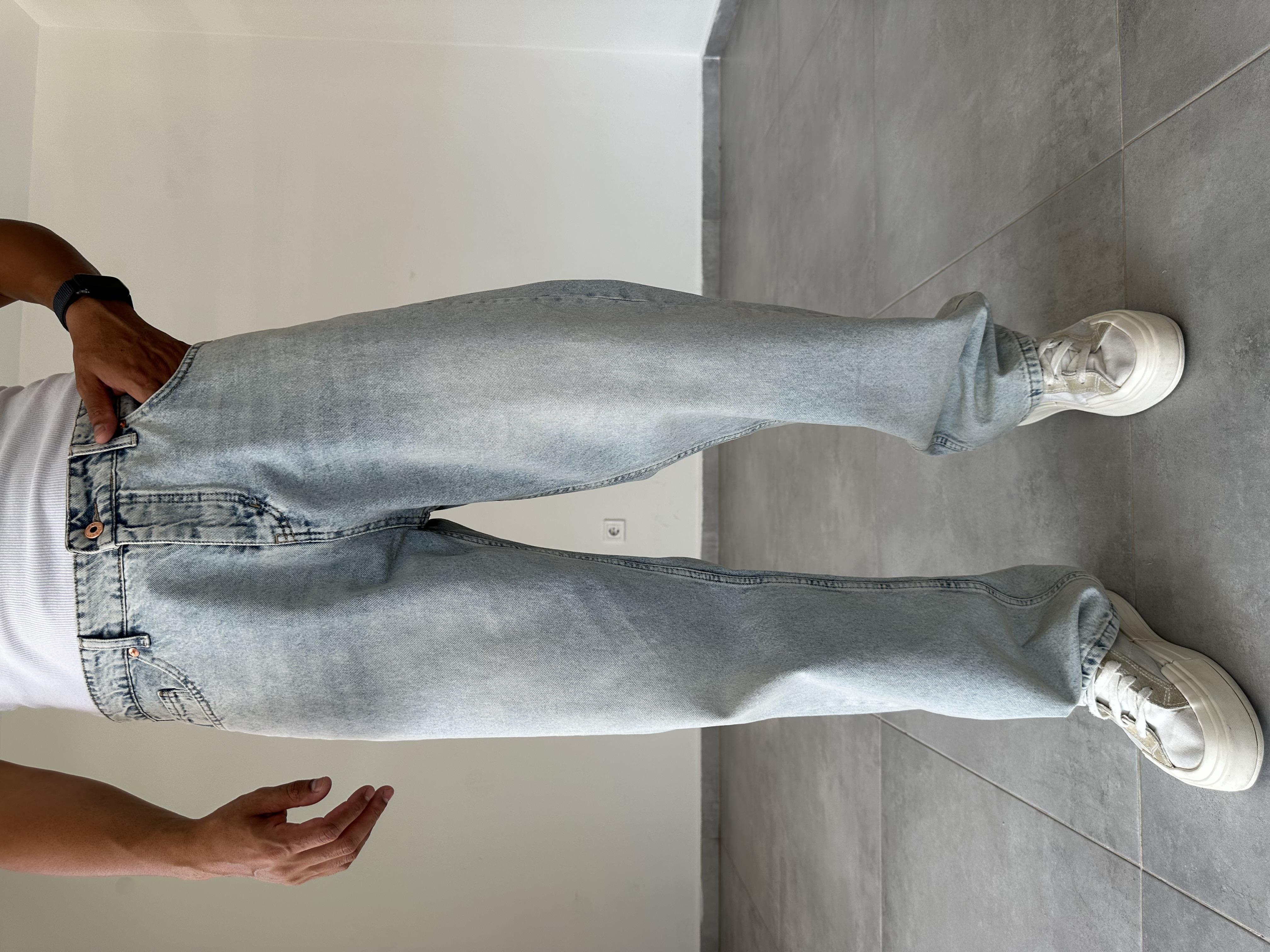 Kar Yıkama Detaylı Baggy Kesim Kot Pantolon