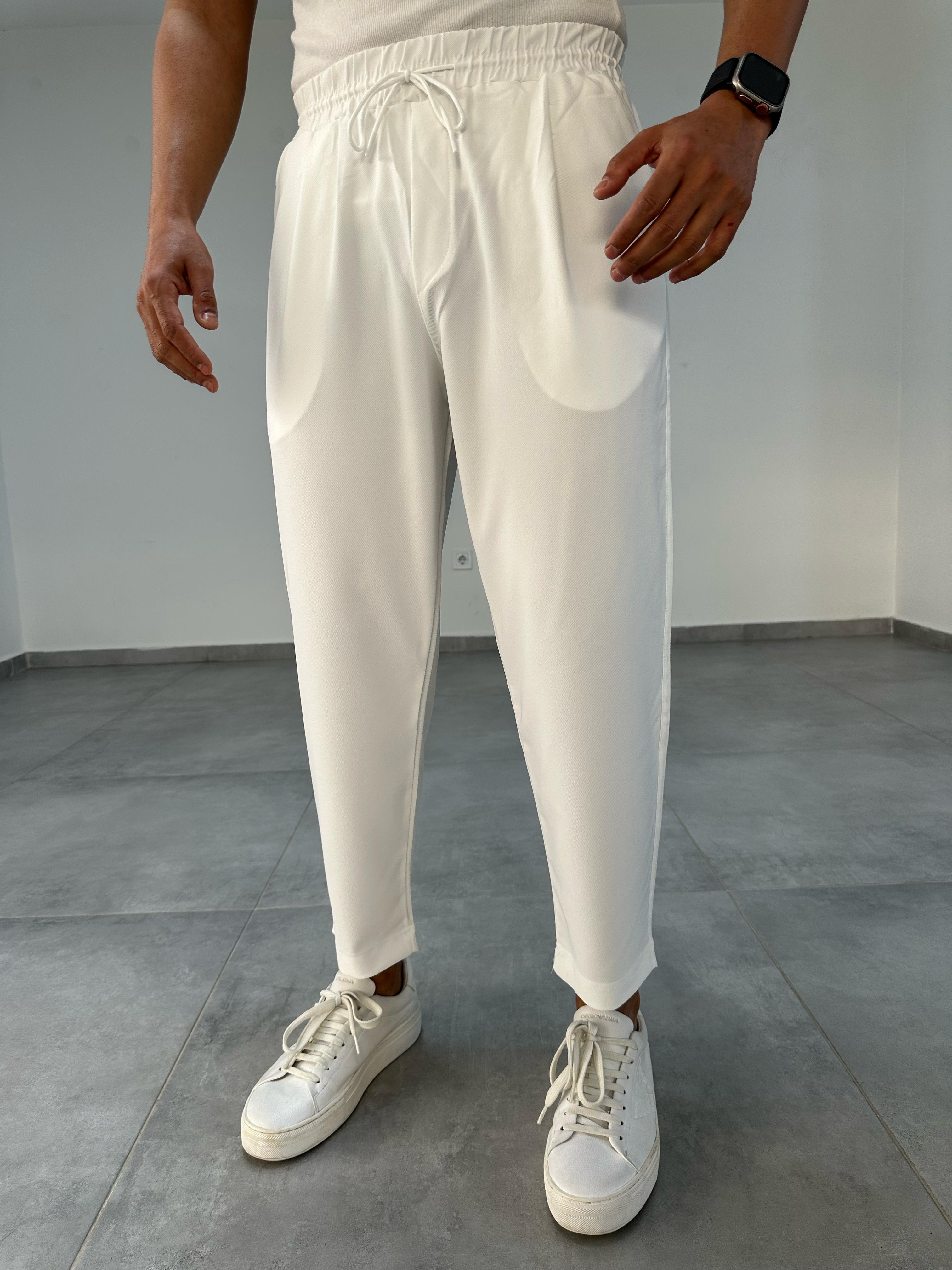 Beyaz İtalyan Kesim Jogger Pantolon
