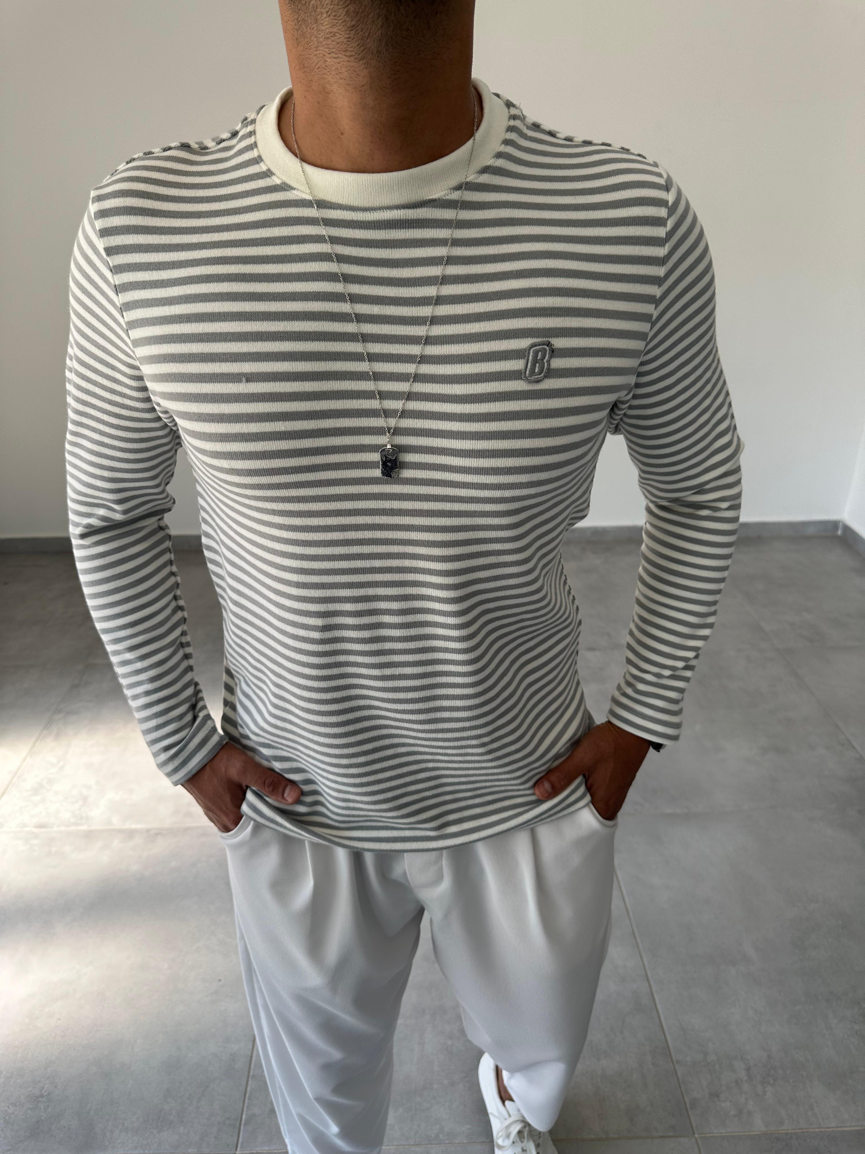 Beyaza Gri Çizgili Basic Sweatshirt