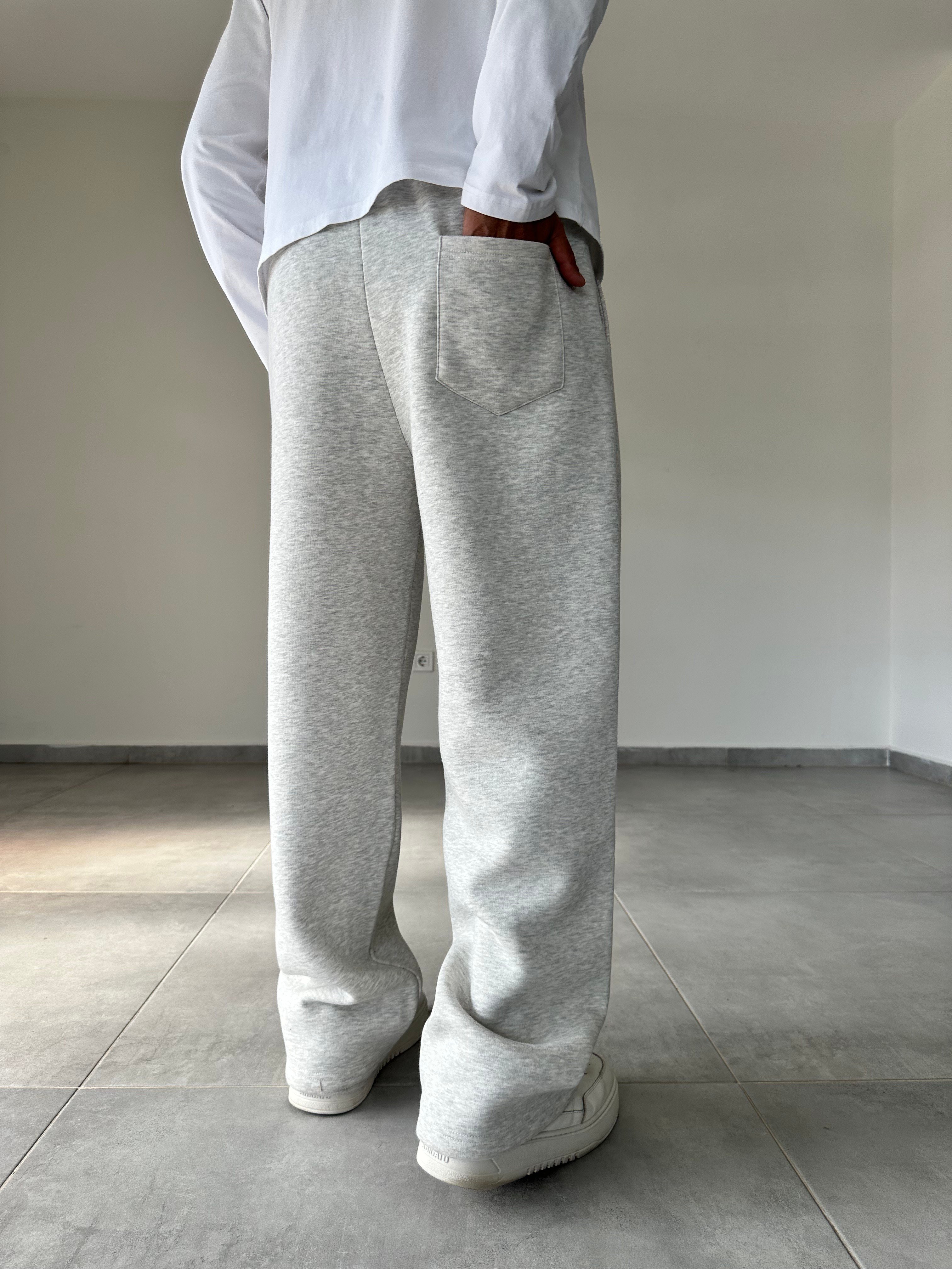 Gri Renk Rahat Kesim Basic Baggy Eşofman