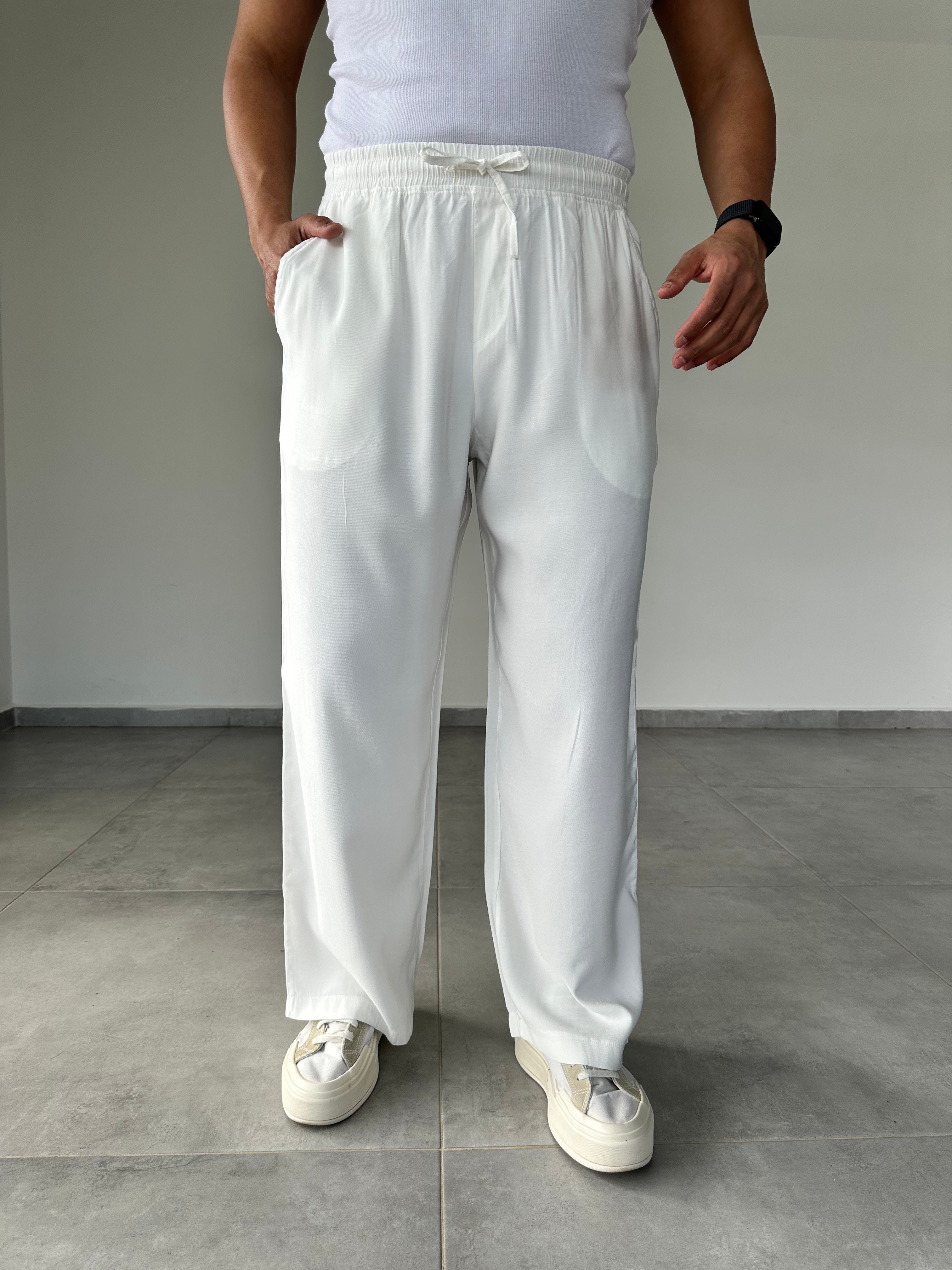 Modal Kumaş Çift Cep Detaylı Beyaz Renk Basic Baggy Pantolon