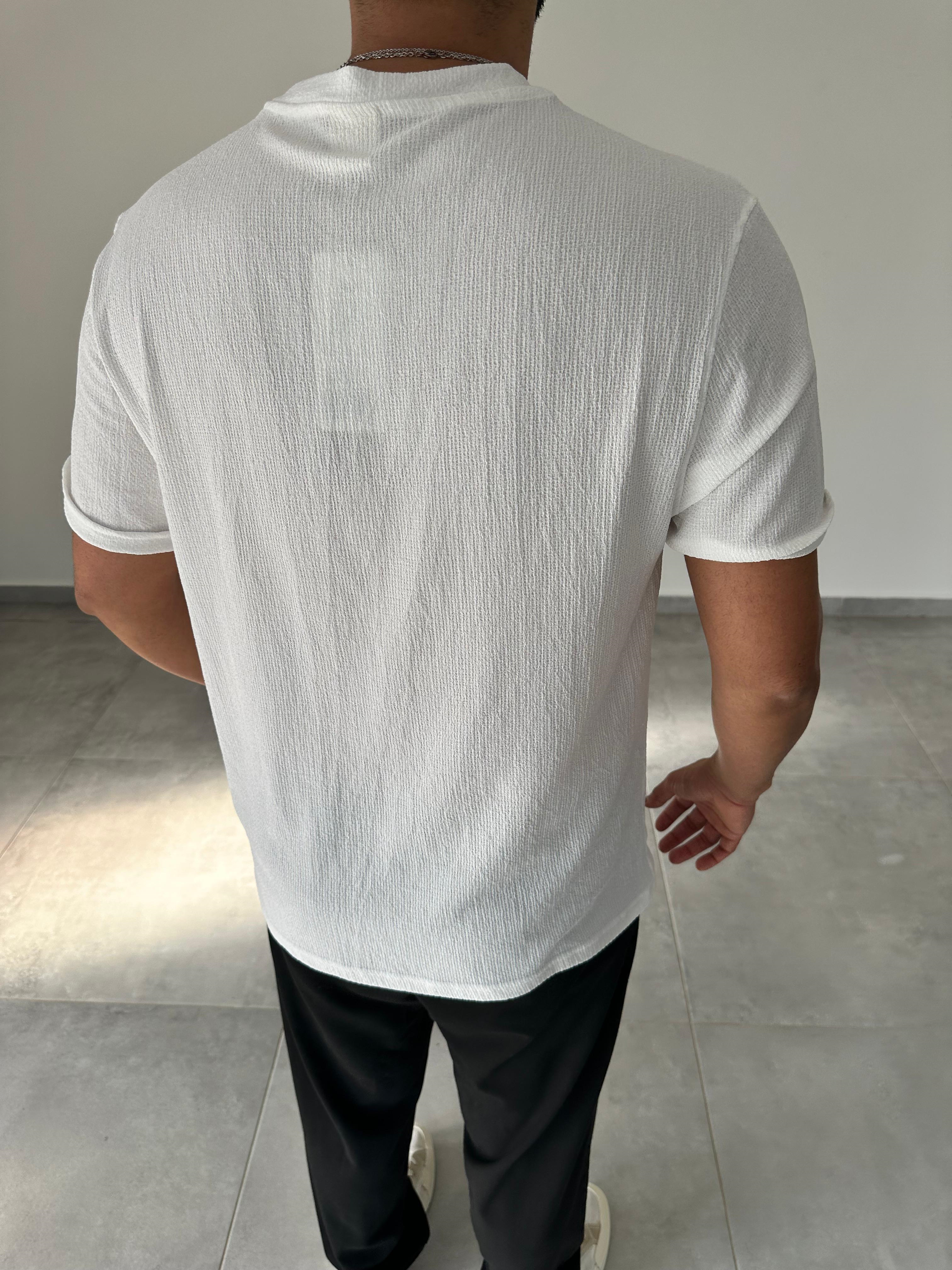 Beyaz Renk  Rahat Kesim Basic Örme T-Shirt