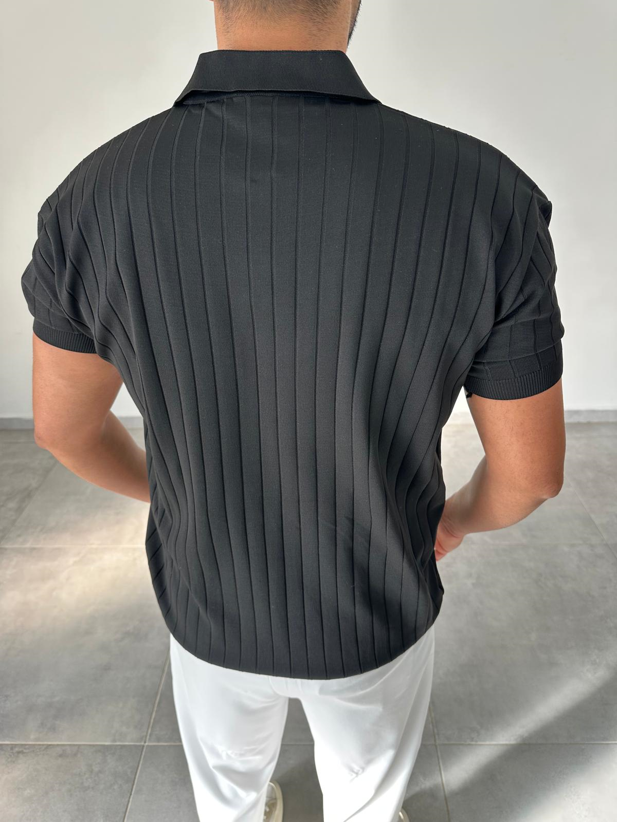 Siyah Renk Şerit Detaylı Polo Yaka T-Shirt