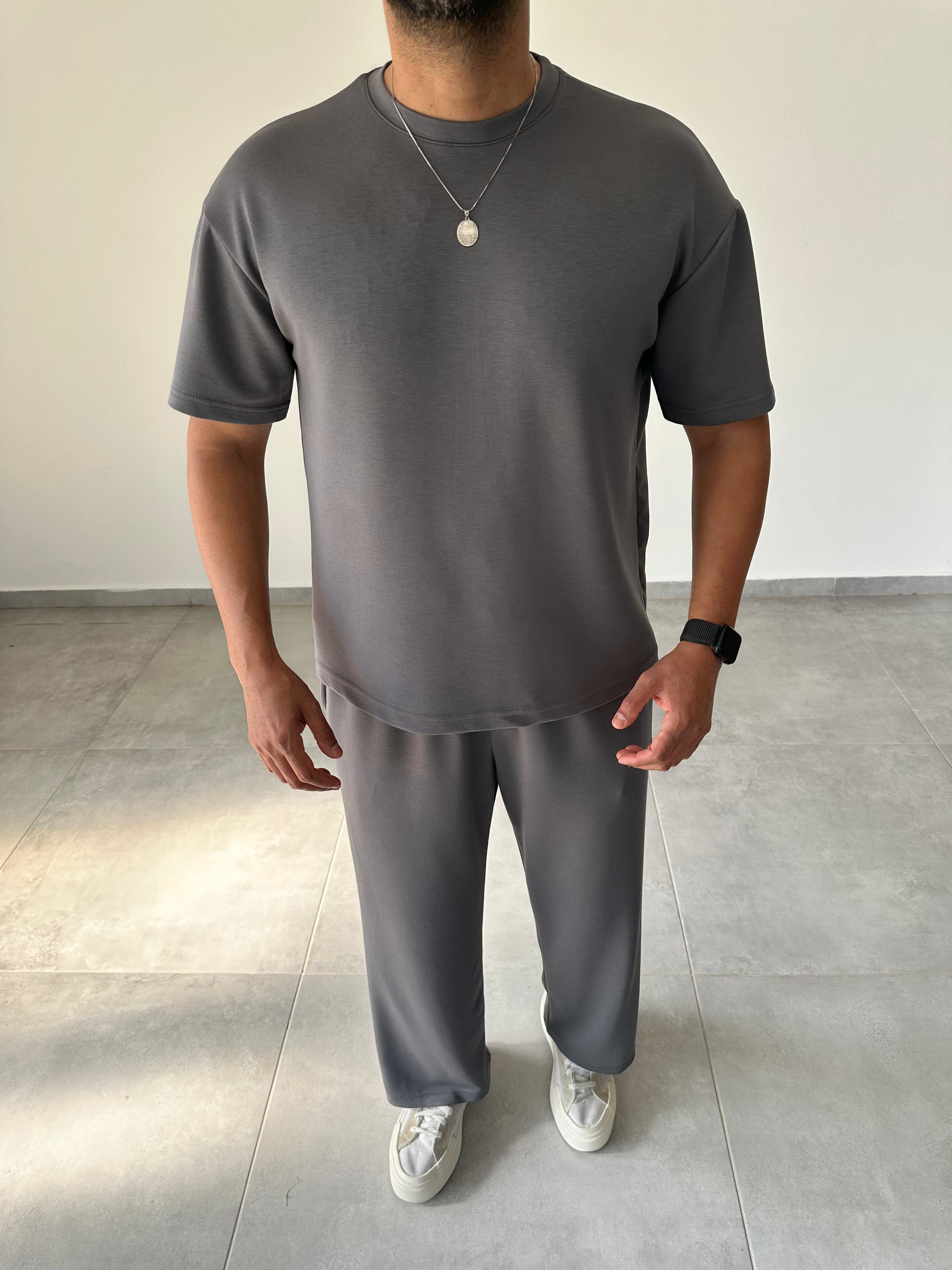Modal Kumaş Antrasit Renk Rahat Kesim T-Shirt