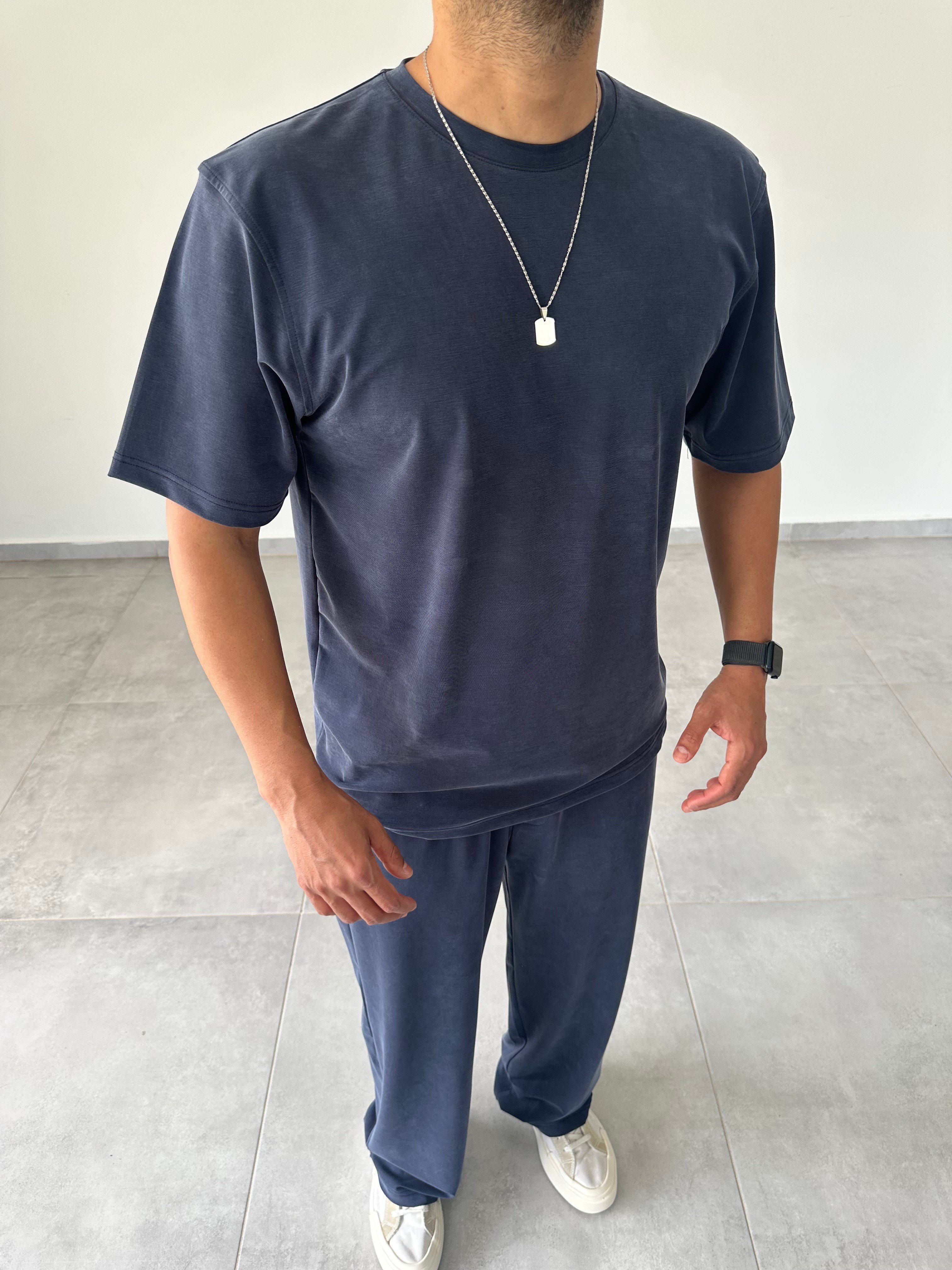 Lacivert Renk  Rahat Kesim Kupra Kumaş T-Shirt