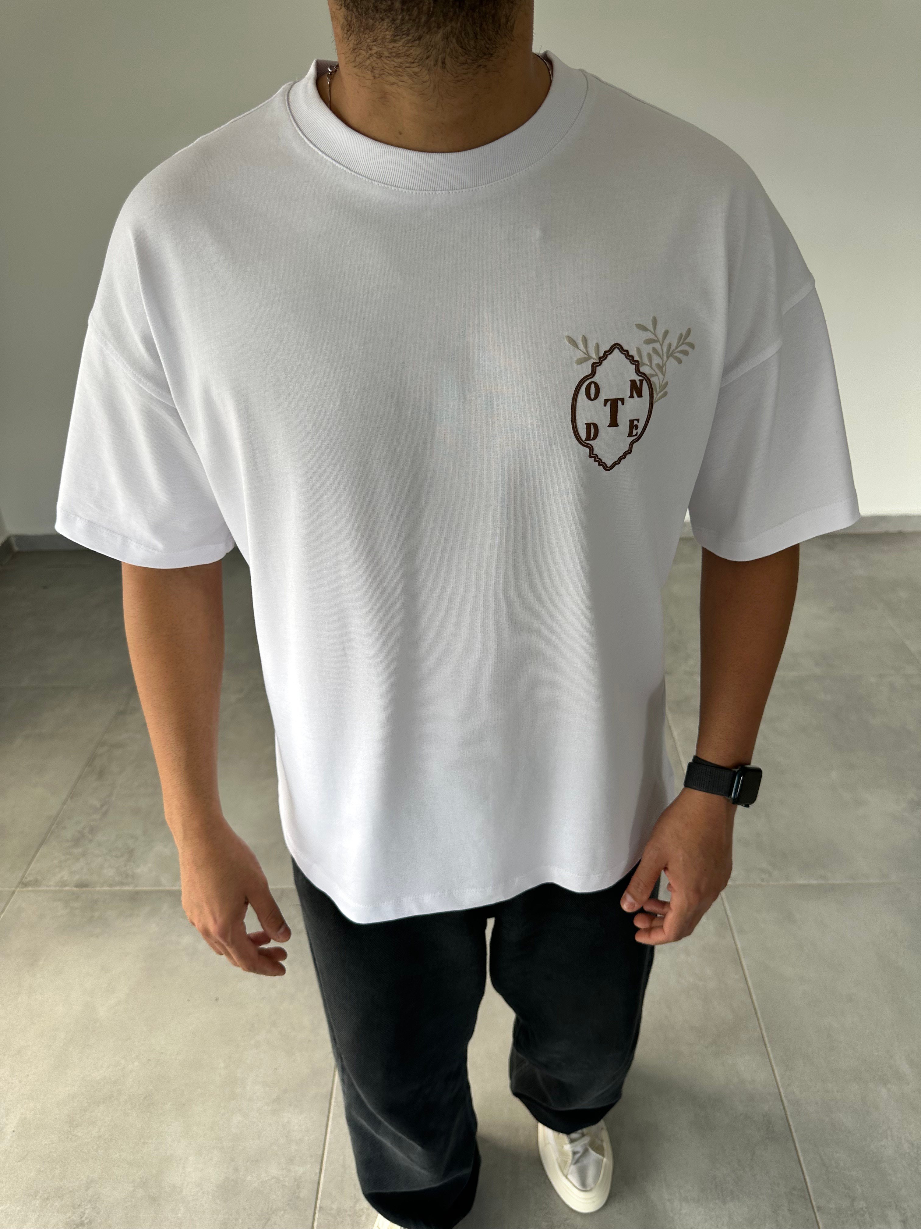 Beyaz Renk Nakış Ve Örme Harf Detaylı Oversize T-Shirt