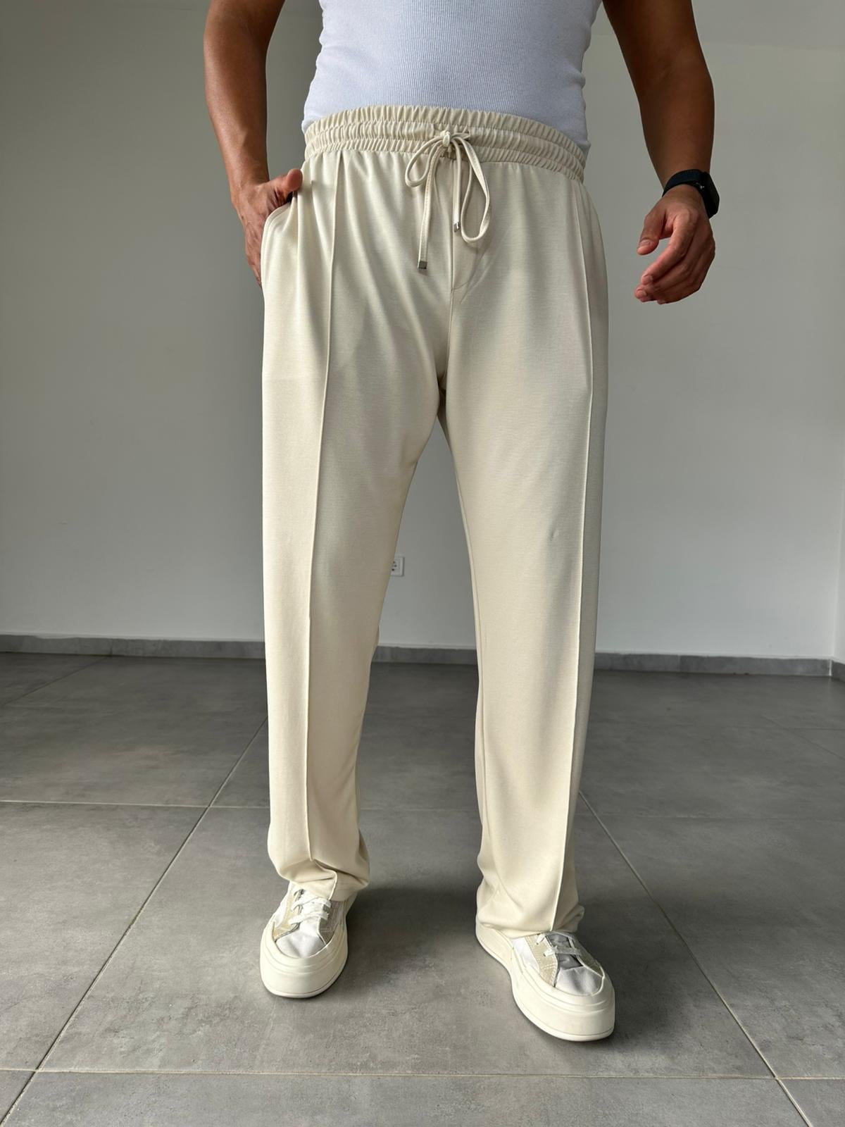 Bej Renk Modal Kumaş Ön Kısmı Çımalı Basic Baggy Pantolon