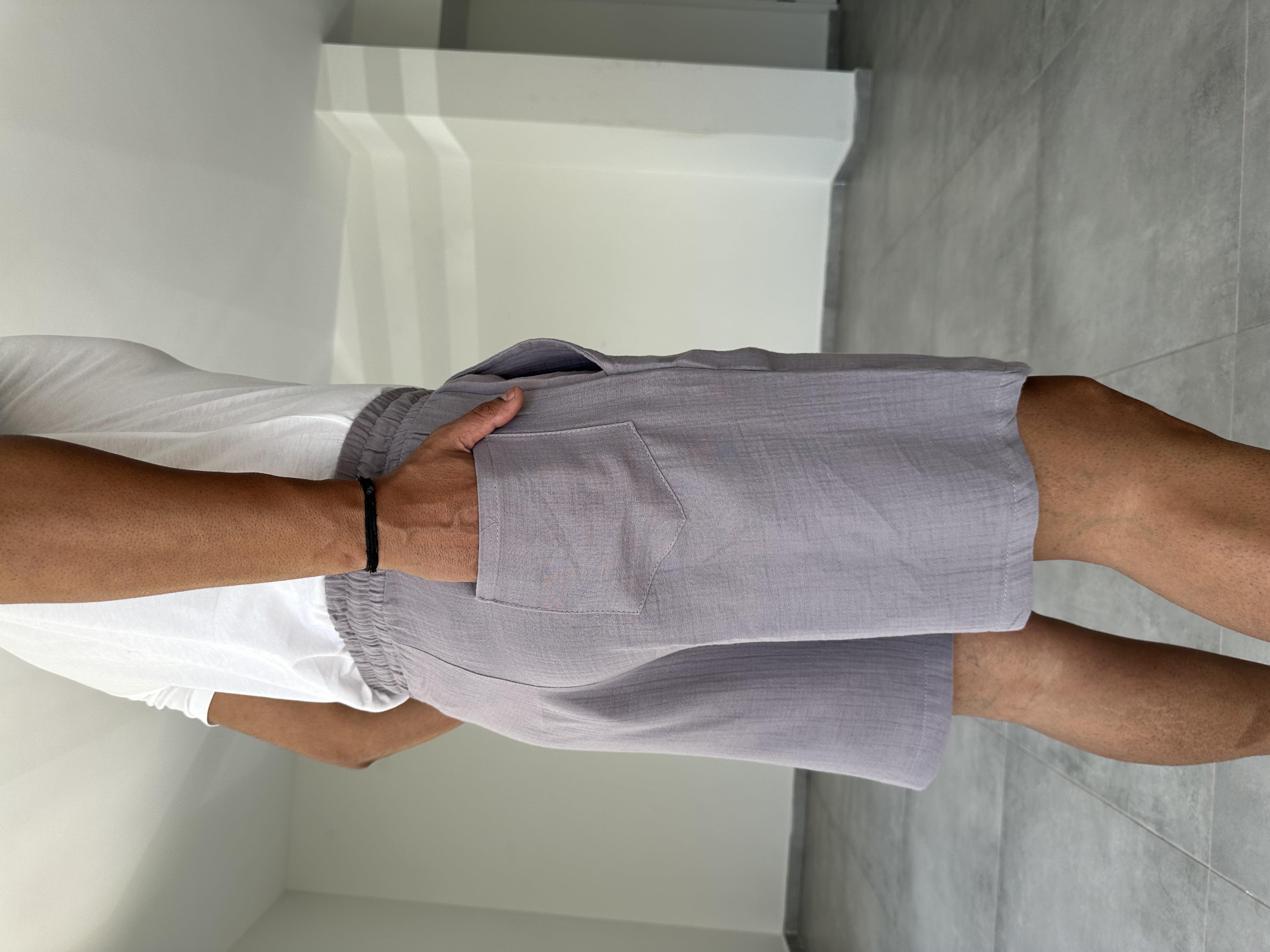 Gri Renk Müslin Kumaş Relax Fit Basic Şort