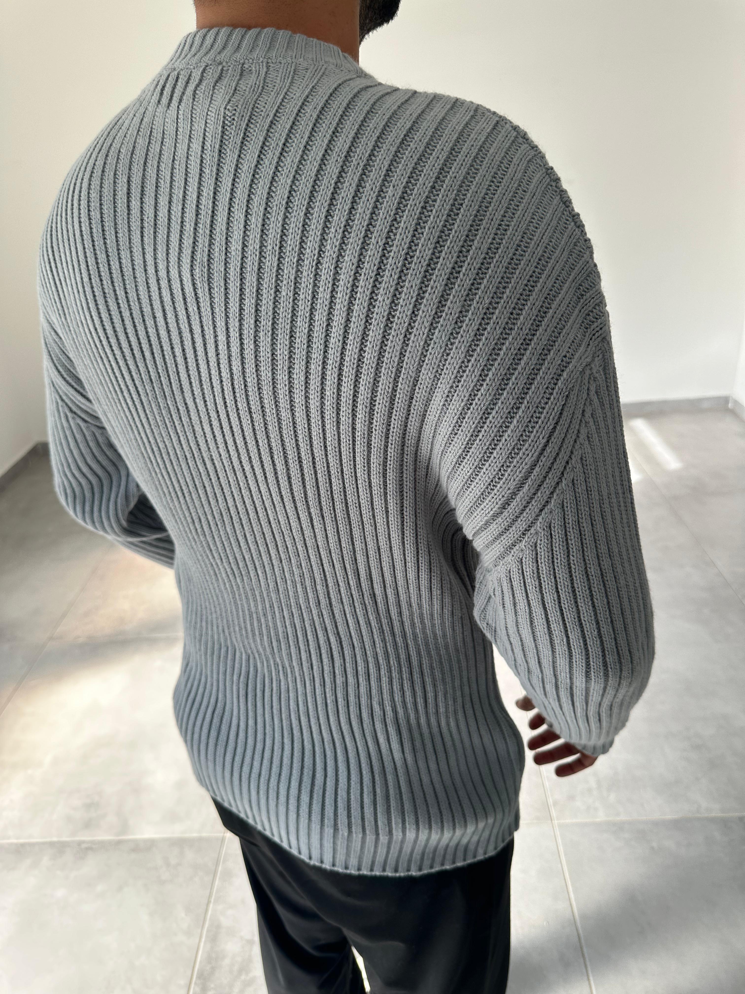 Gri Renk Bisiklet Yaka Oversize Örme Kazak