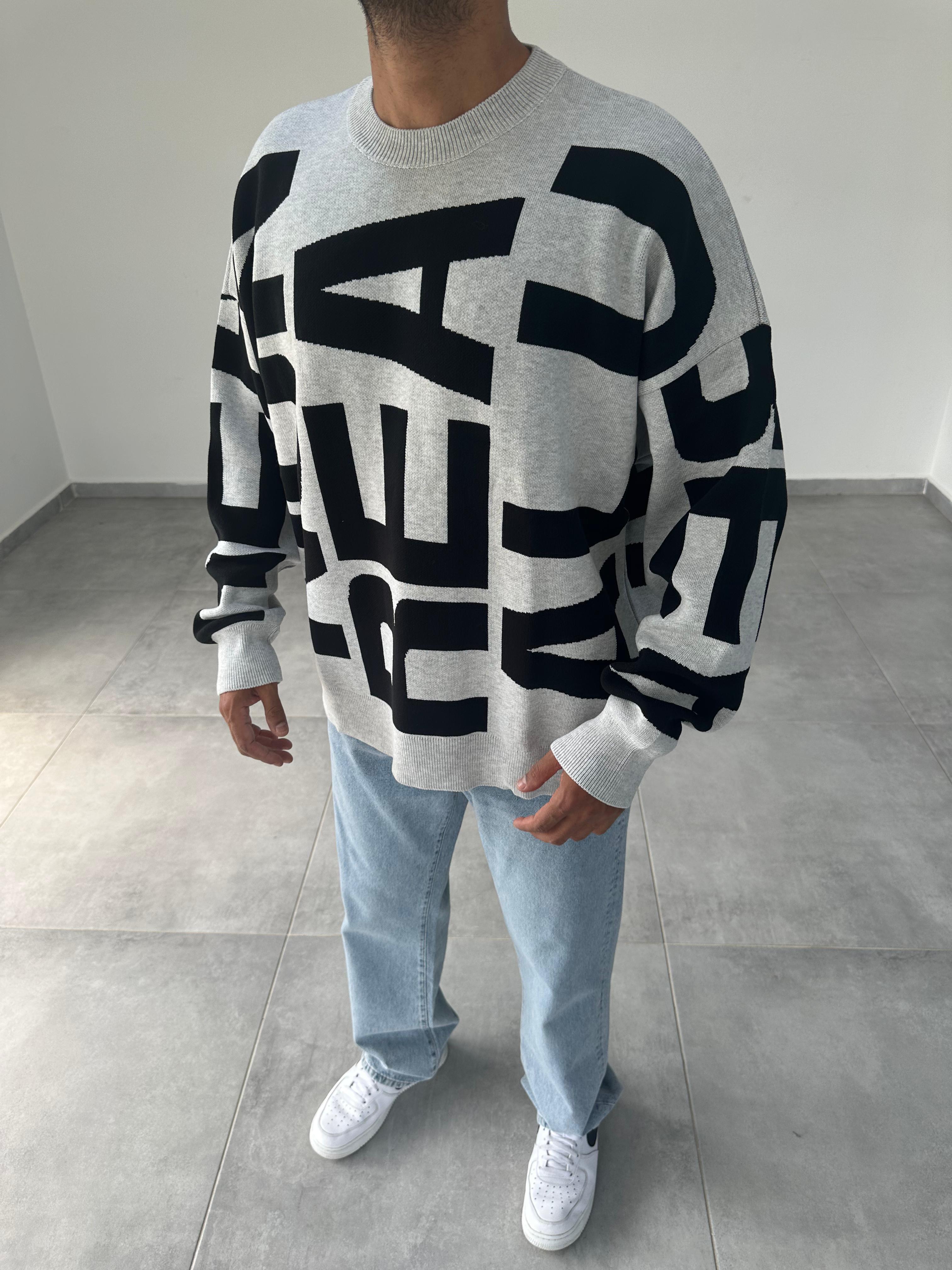 Gri Renk Letter İşlemeli Örme Oversize Sweatshirt