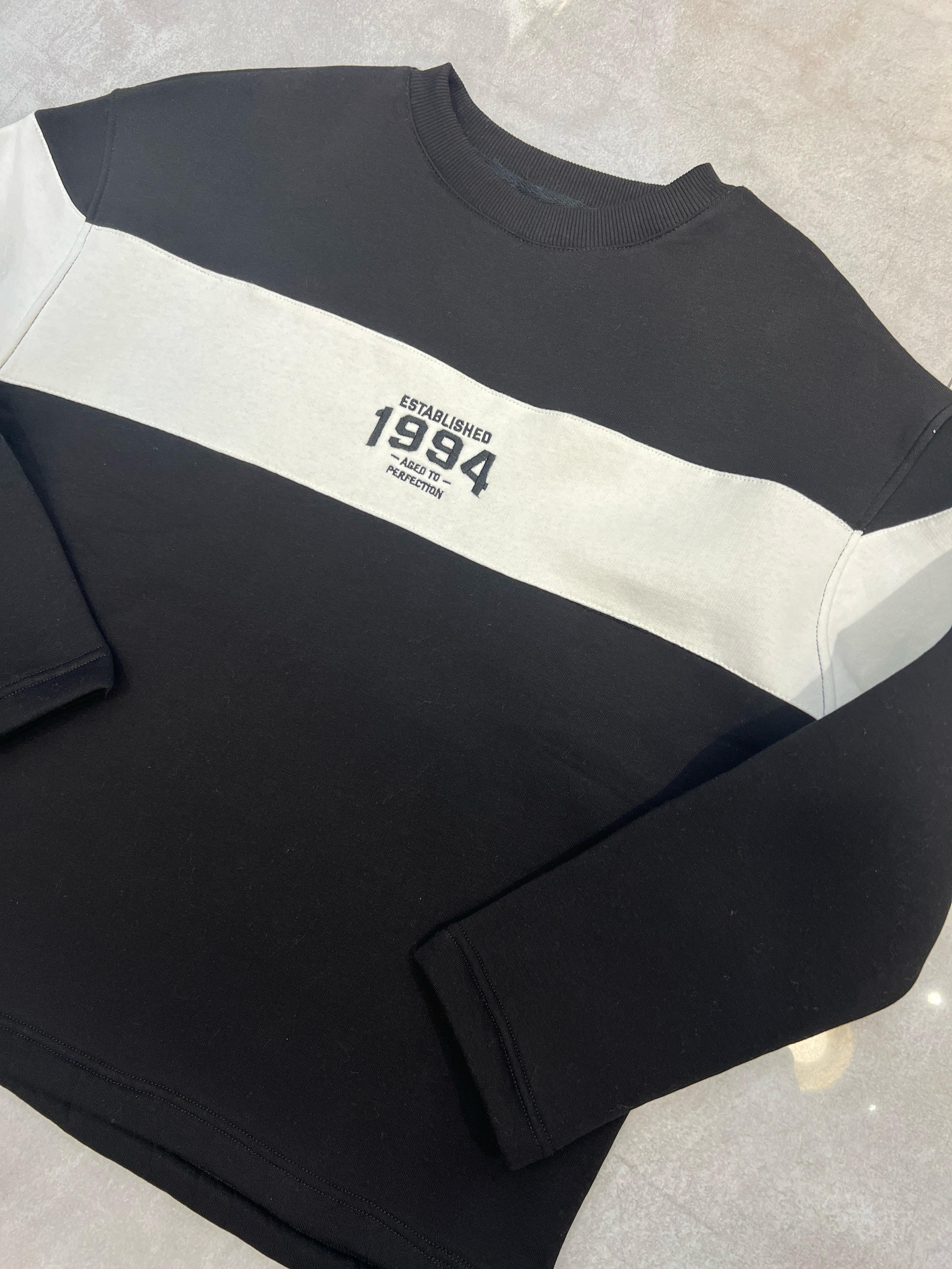 Siyah Renk 1994 Nakışlı Parçalı Sweatshirt
