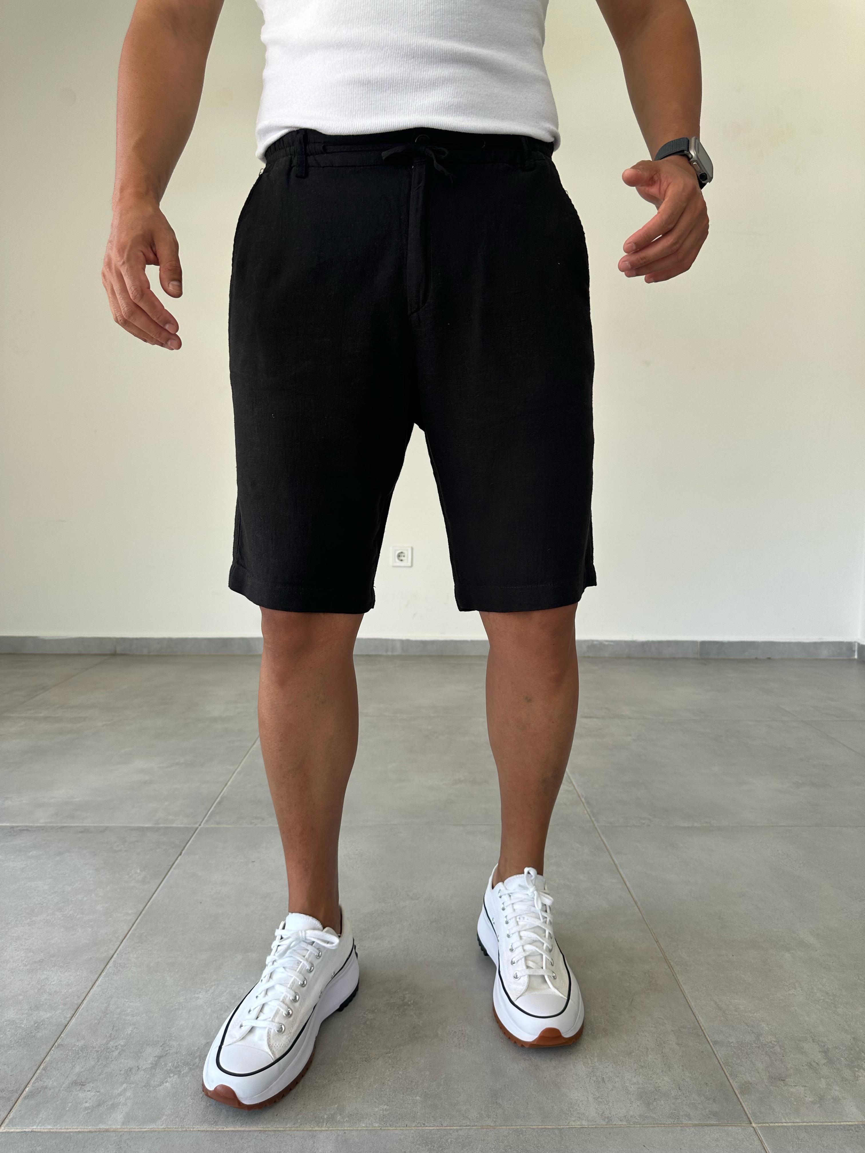 Siyah Renk Bel Kısmı Lastik Ve Bağcık Detaylı Yıkamalı Keten Şort