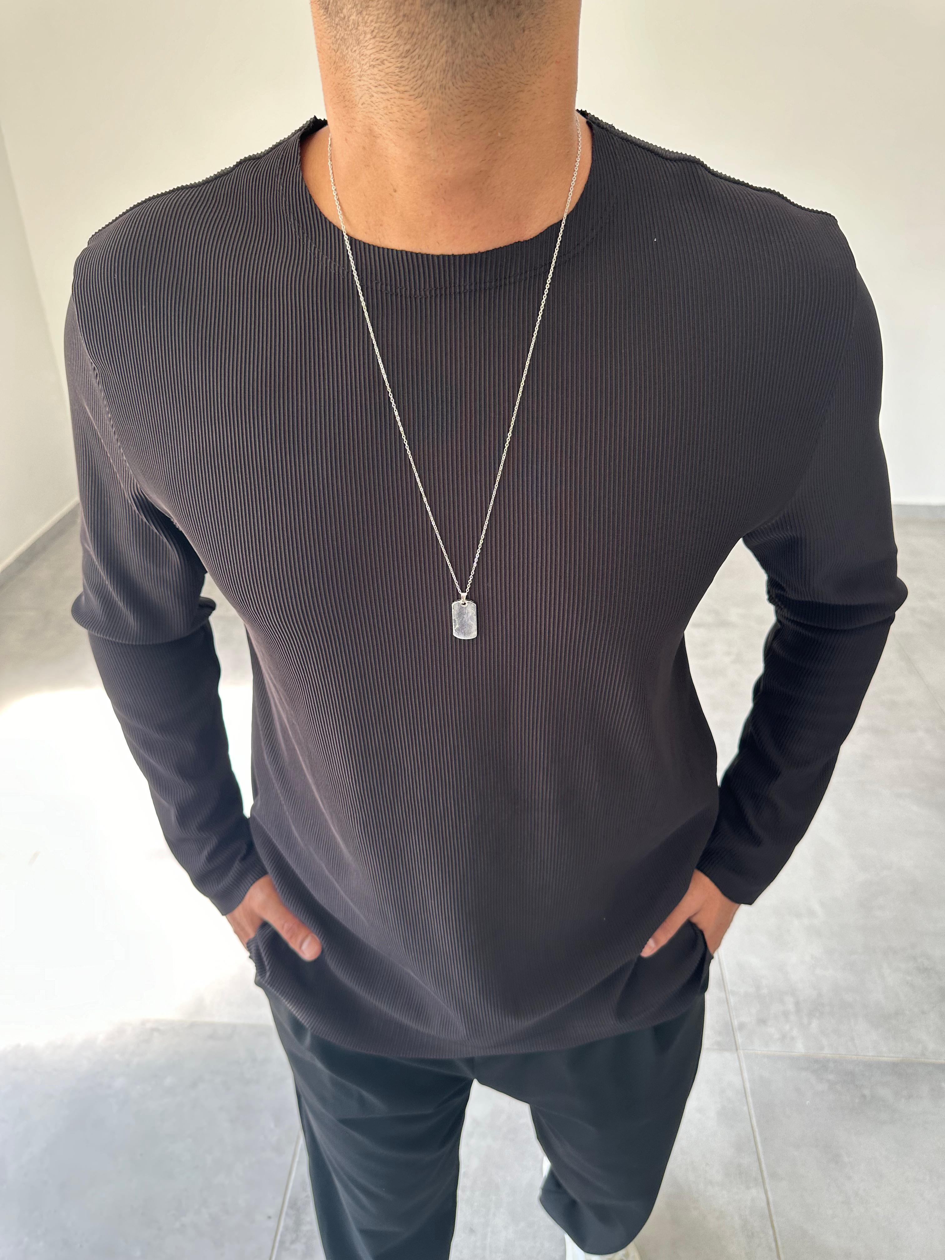 Siyah Renk Kesik Yaka Detaylı Ottoman Kumaş Sweatshirt