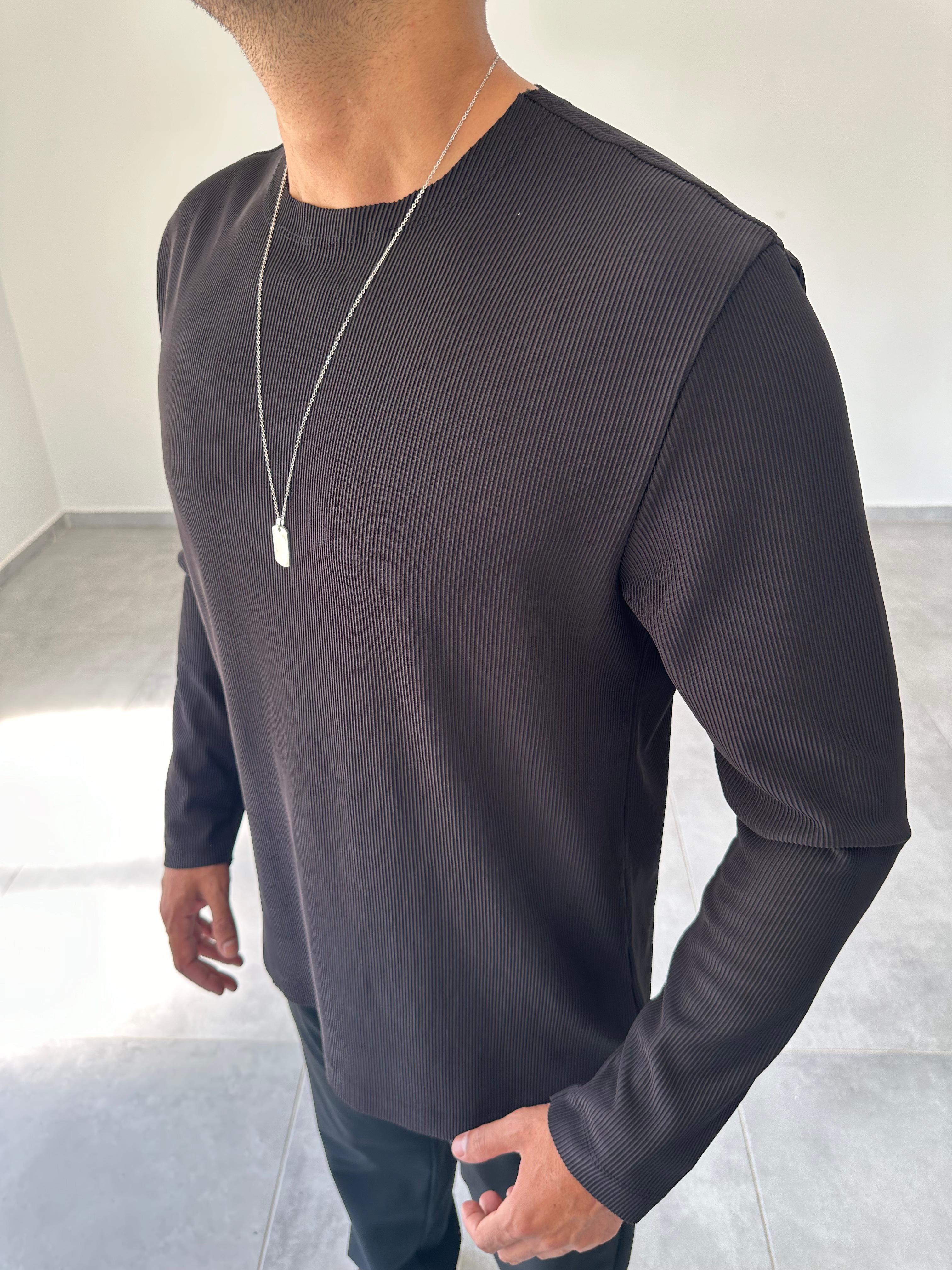 Siyah Renk Kesik Yaka Detaylı Ottoman Kumaş Sweatshirt