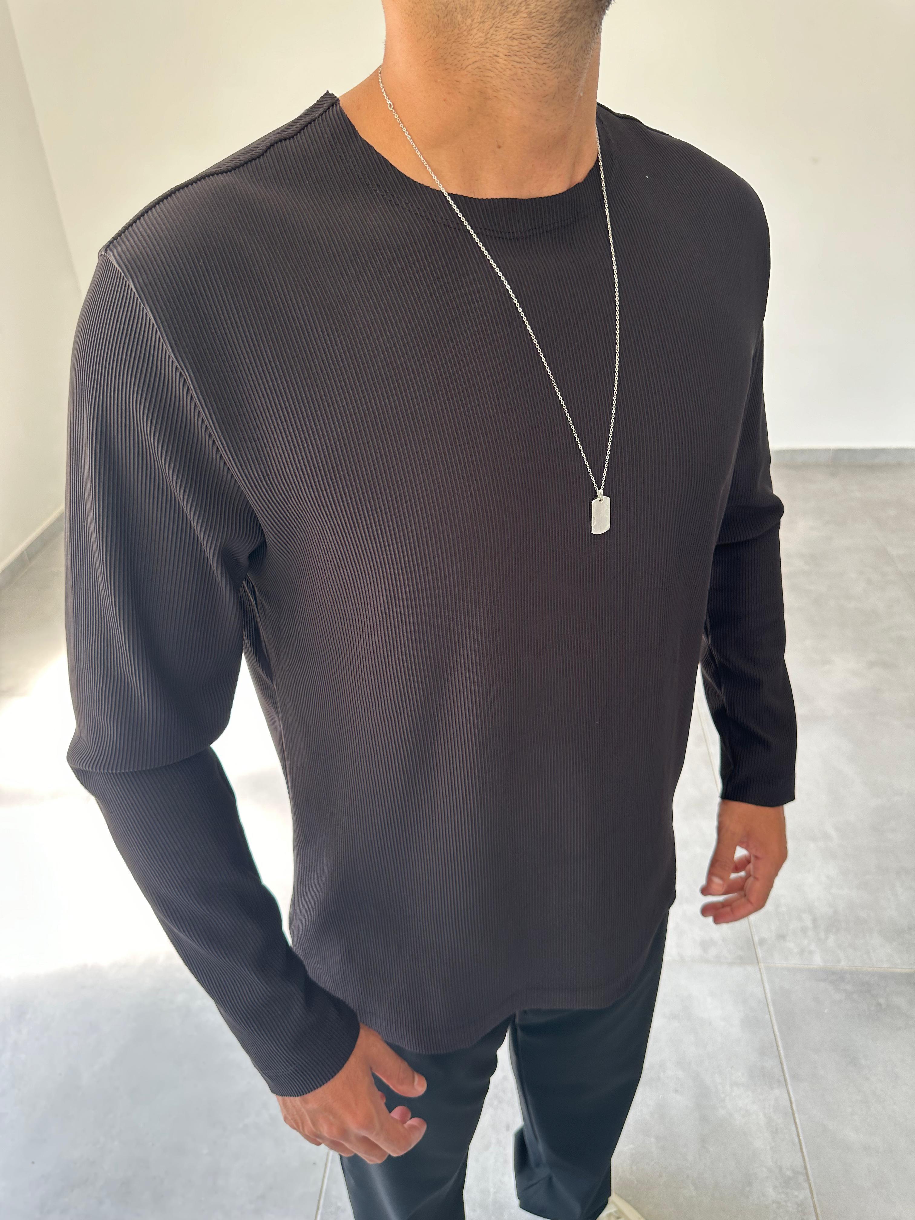 Siyah Renk Kesik Yaka Detaylı Ottoman Kumaş Sweatshirt