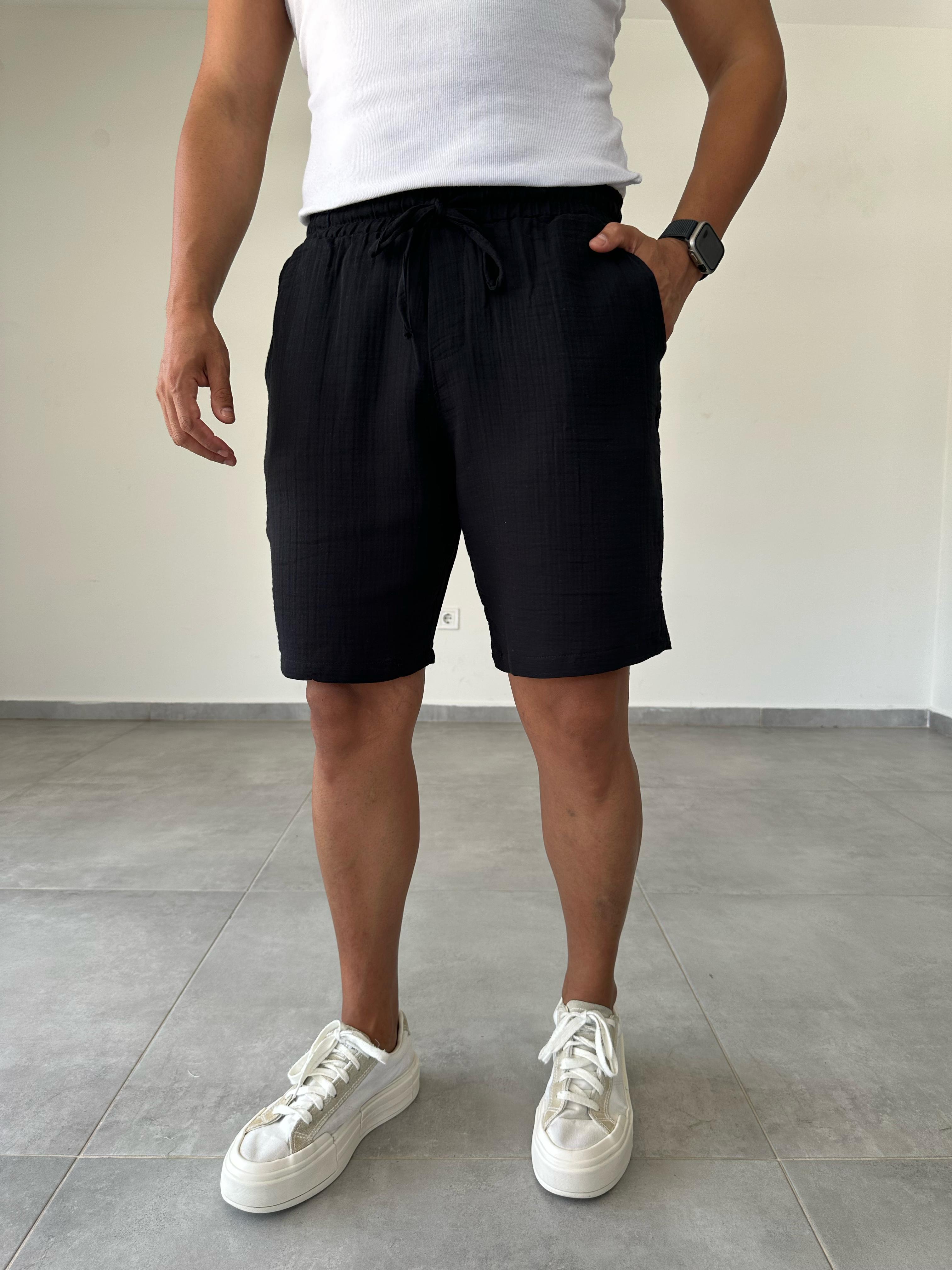 Siyah Renk Müslin Kumaş Relax Fit Basic Şort