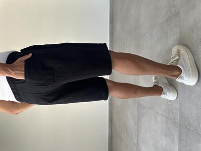 Siyah Renk Bel Kısmı Lastikli Relax Fit Keten Şort