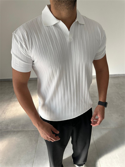 Beyaz Renk Şerit Detaylı Polo Yaka T-Shirt