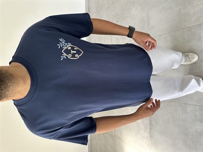 Lacivert Renk Nakış Ve Örme Harf Detaylı Oversize T-Shirt