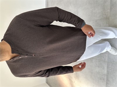 Kahve Renk Düğme Detaylı İnce Sweatshirt