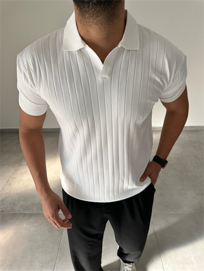 Beyaz Renk Şerit Detaylı Polo Yaka T-Shirt