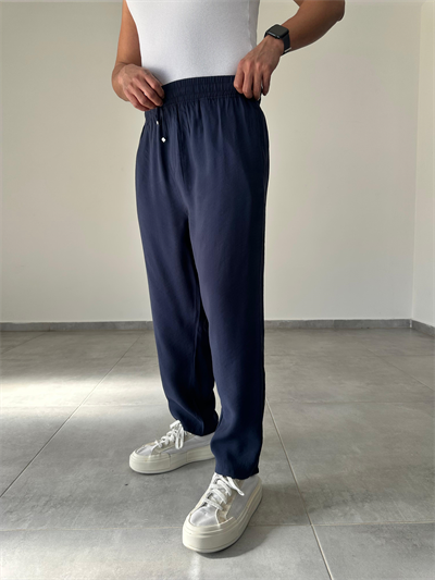 Tensel Kumaş Lacivert Renk Boyfriend Rahat Kesim İnce Jogger