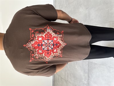 Kahve Renk Ethnic Nakış Ve Pantch Detaylı Oversize Kesim T-Shirt