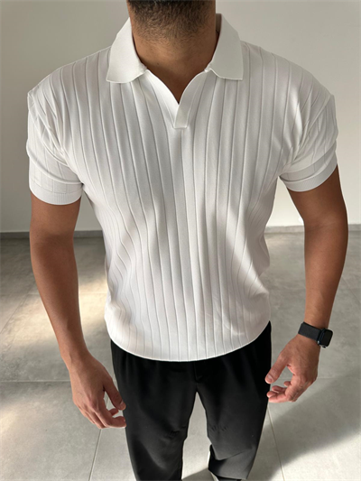 Beyaz Renk Şerit Detaylı Polo Yaka T-Shirt