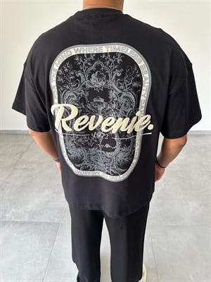 Siyah Renk Reverie Nakış Ve Pantch Detaylı Oversize Kesim T-Shirt