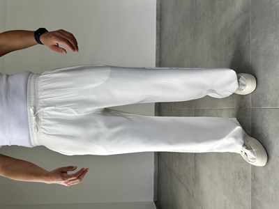 Modal Kumaş Çift Cep Detaylı Beyaz Renk Basic Baggy Pantolon