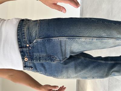 Dikiş Detaylı Asit Yıkama Baggy Kesim Kot Pantolon