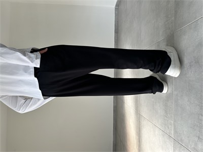 Siyah Renk Modal Kumaş Ön Kısmı Çımalı Basic Baggy Pantolon