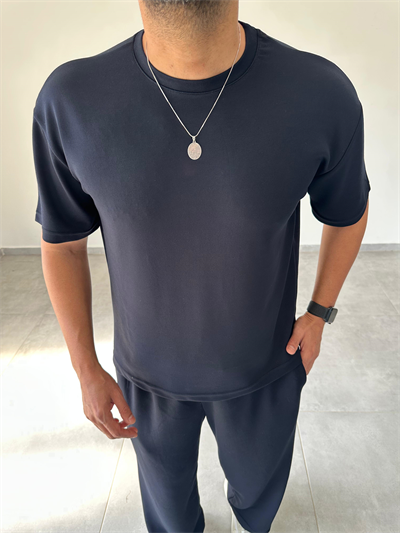 Modal Kumaş Lacivert Renk Rahat Kesim T-Shirt