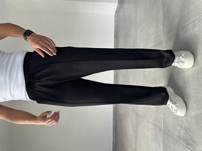 Siyah Renk Modal Kumaş Ön Kısmı Çımalı Basic Baggy Pantolon