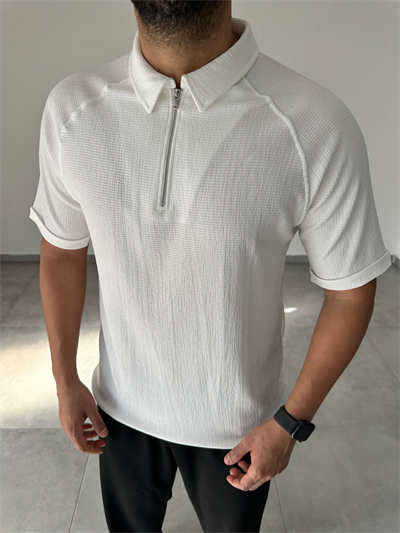 Beyaz Renk Fermuarlı Polo Yaka T-Shirt