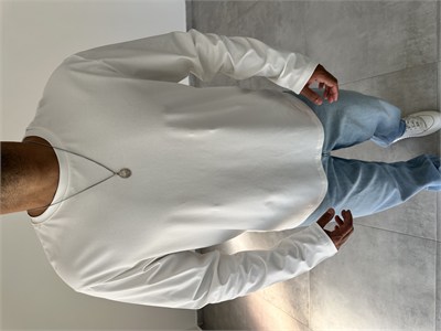Beyaz Renk Rahat Kesim Yüksek Kalite Basic Sweatshirt