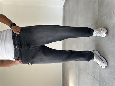 Antrasit Renk Yırtık Detaylı Boyfriend Kesim Kot Pantolon