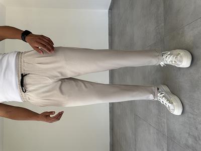 Bej Renk Ön Kısmı Pile Detaylı Double Paça Kumaş Pantolon