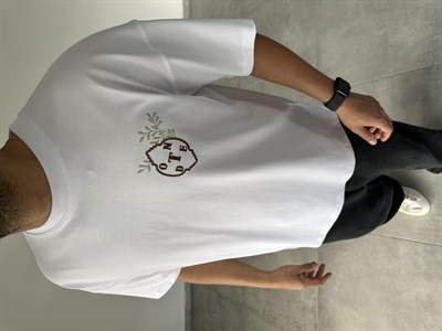 Beyaz Renk Nakış Ve Örme Harf Detaylı Oversize T-Shirt
