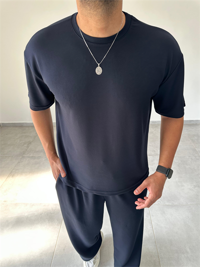 Modal Kumaş Lacivert Renk Rahat Kesim T-Shirt