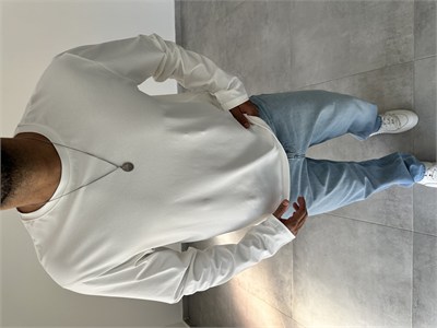 Beyaz Renk Rahat Kesim Yüksek Kalite Basic Sweatshirt