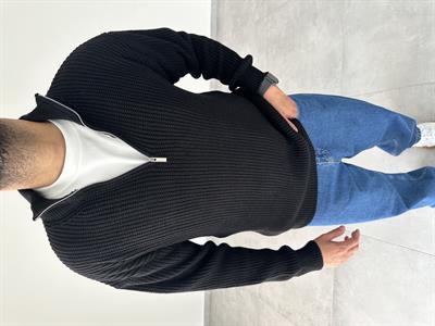 Siyah Renk Yarım Fermarlı Oversize Örme Triko Kazak