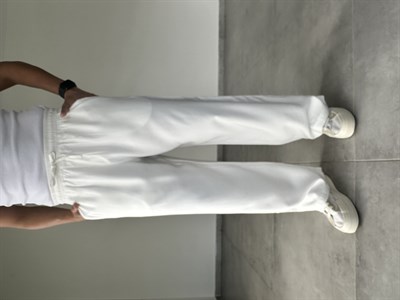 Modal Kumaş Çift Cep Detaylı Beyaz Renk Basic Baggy Pantolon
