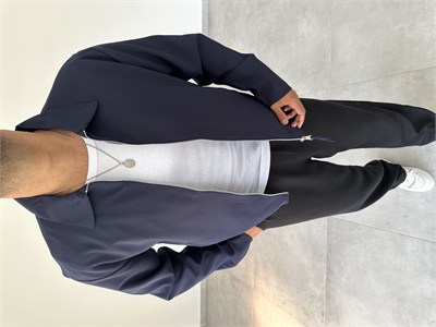 Lacivert Renk Boxy Fit Kol Düğmeli Ceket